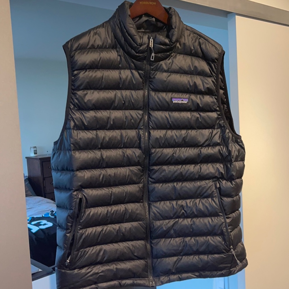 Black Patagonia Down Sweater Vest Size XL